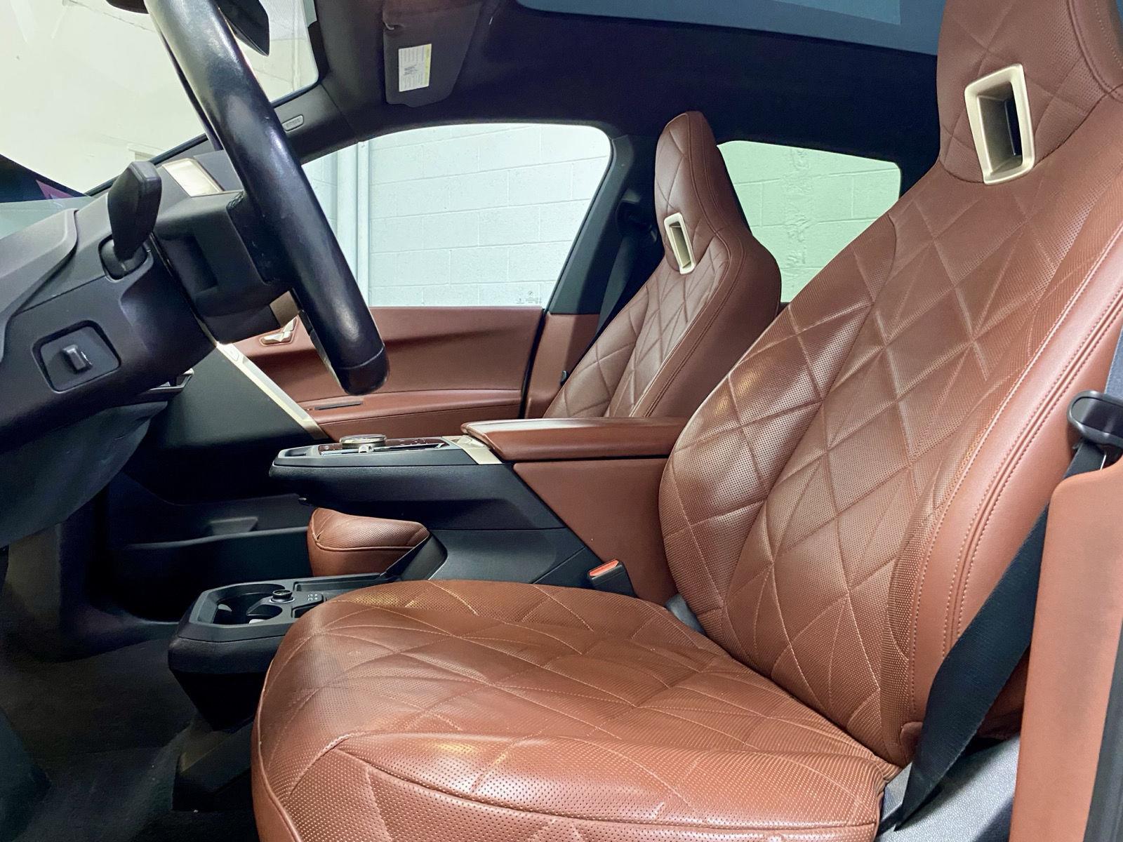 2024 BMW iX Base - Photo 16