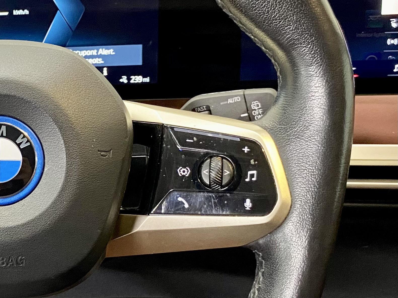 2024 BMW iX Base - Photo 26
