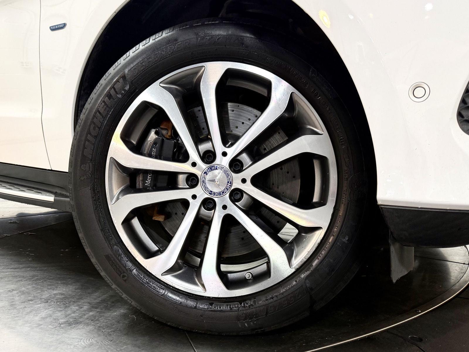 2016 Mercedes-Benz GLE-Class GLE550e - Photo 13