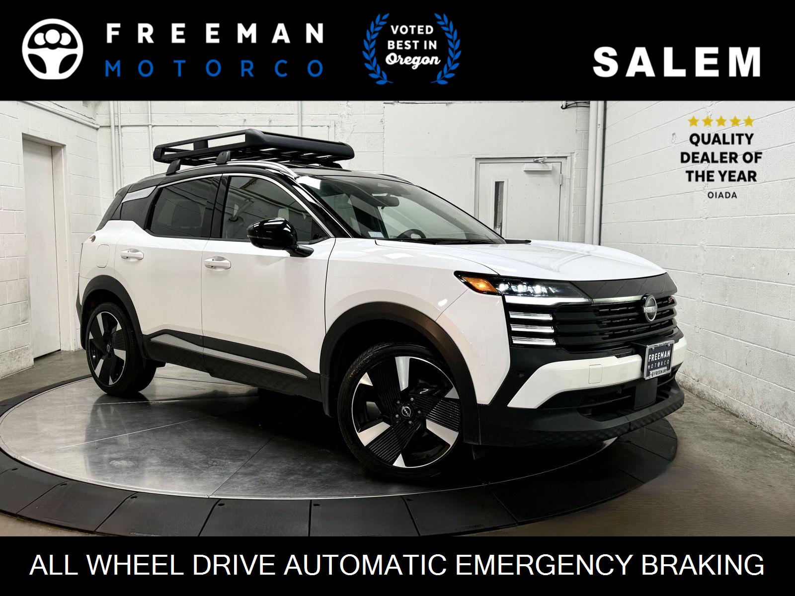 Aspen White Tricoat/Super Black 2025 Nissan Kicks SUV / Crossover  Continuously Variable Transmission