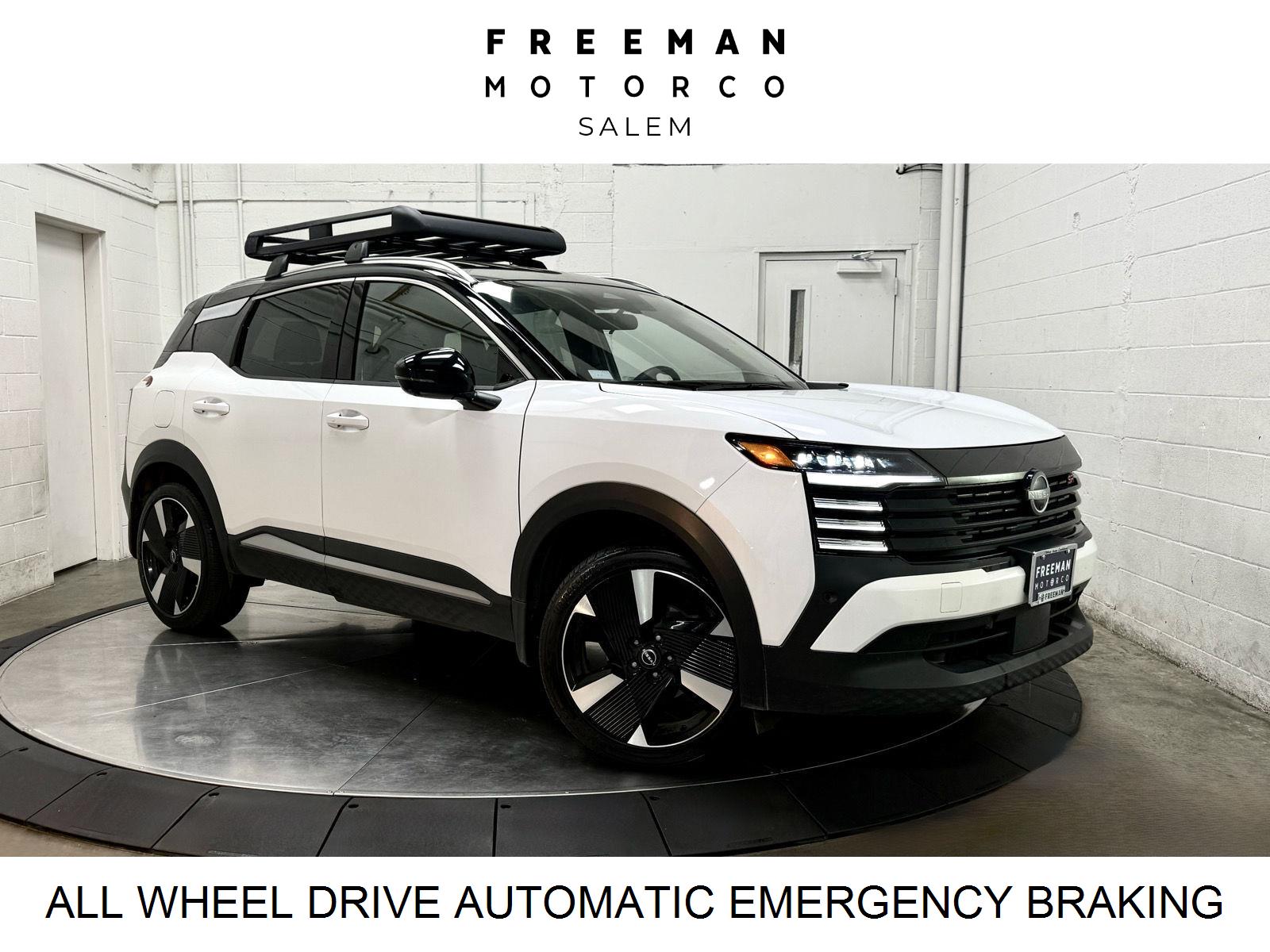 Aspen White Tricoat/Super Black 2025 Nissan Kicks SUV / Crossover Continuously Variable Transmission
