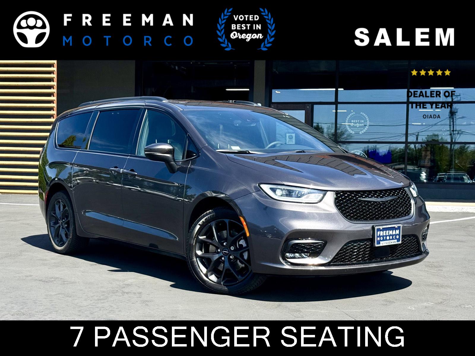 Gray (Granite Crystal Metallic Clearcoat) 2023 Chrysler Pacifica Minivan All-Wheel Drive 9-Speed Automatic