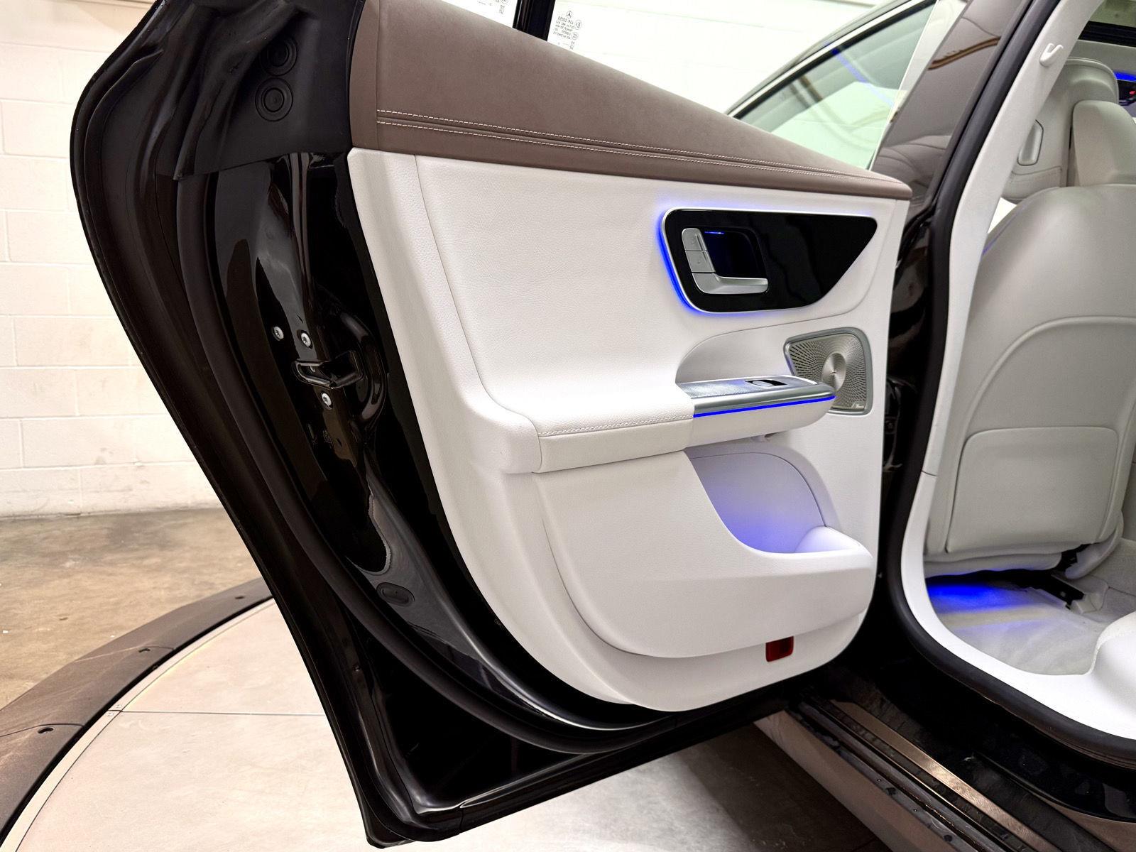 2023 Mercedes-Benz EQE Base - Photo 18