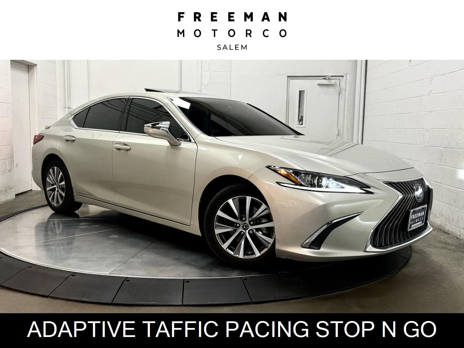 2021 Lexus ES Hybrid Marrón (Moonbeam Beige Metallic) Sedán Tracción delantera Transmisión variable continua