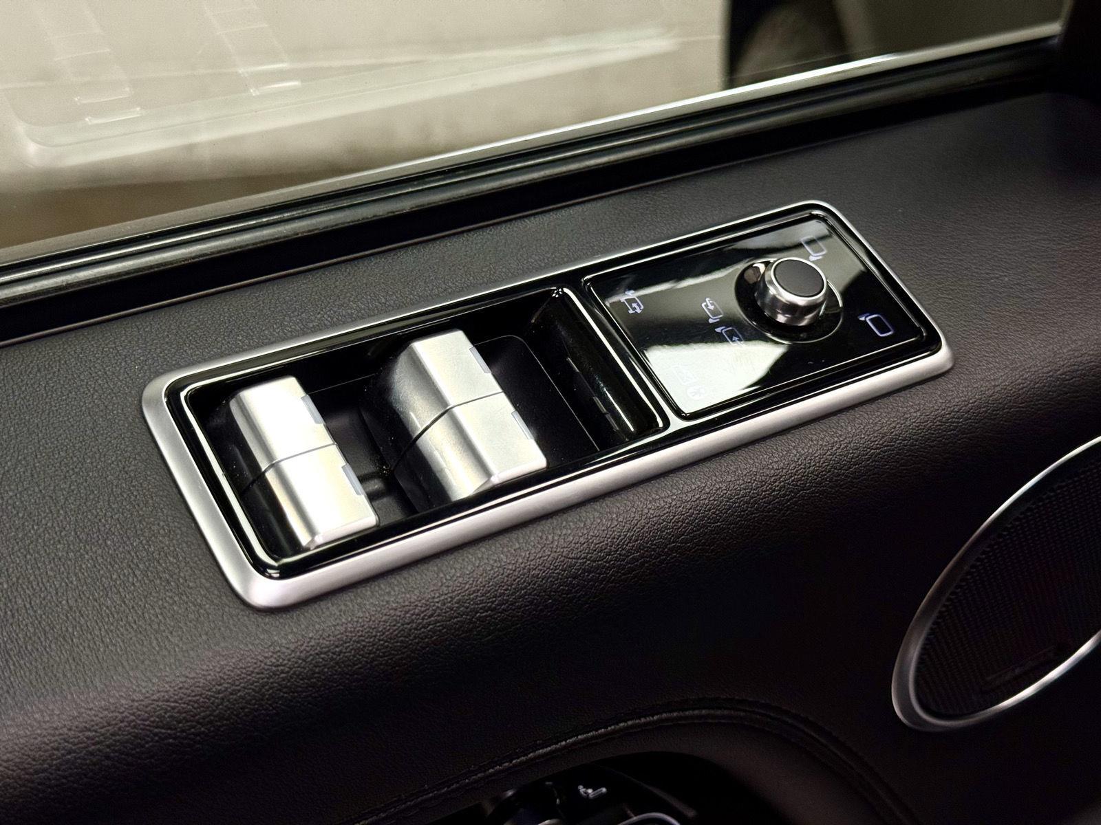 2020 Land Rover Range Rover Base - Photo 13