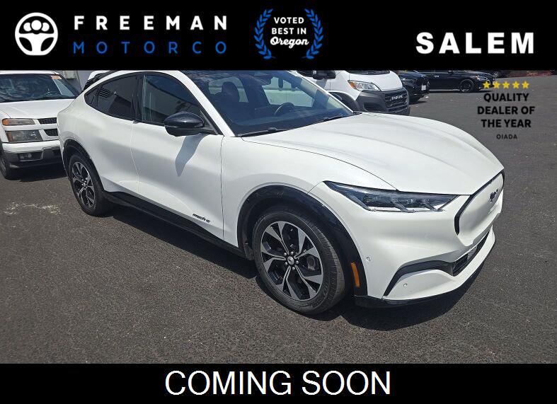 2023 Ford Mustang Mach-E Blanco (Star White Metallic Tri-Coat) SUV/Crossover Tracción trasera 1 velocidad Doble cloch