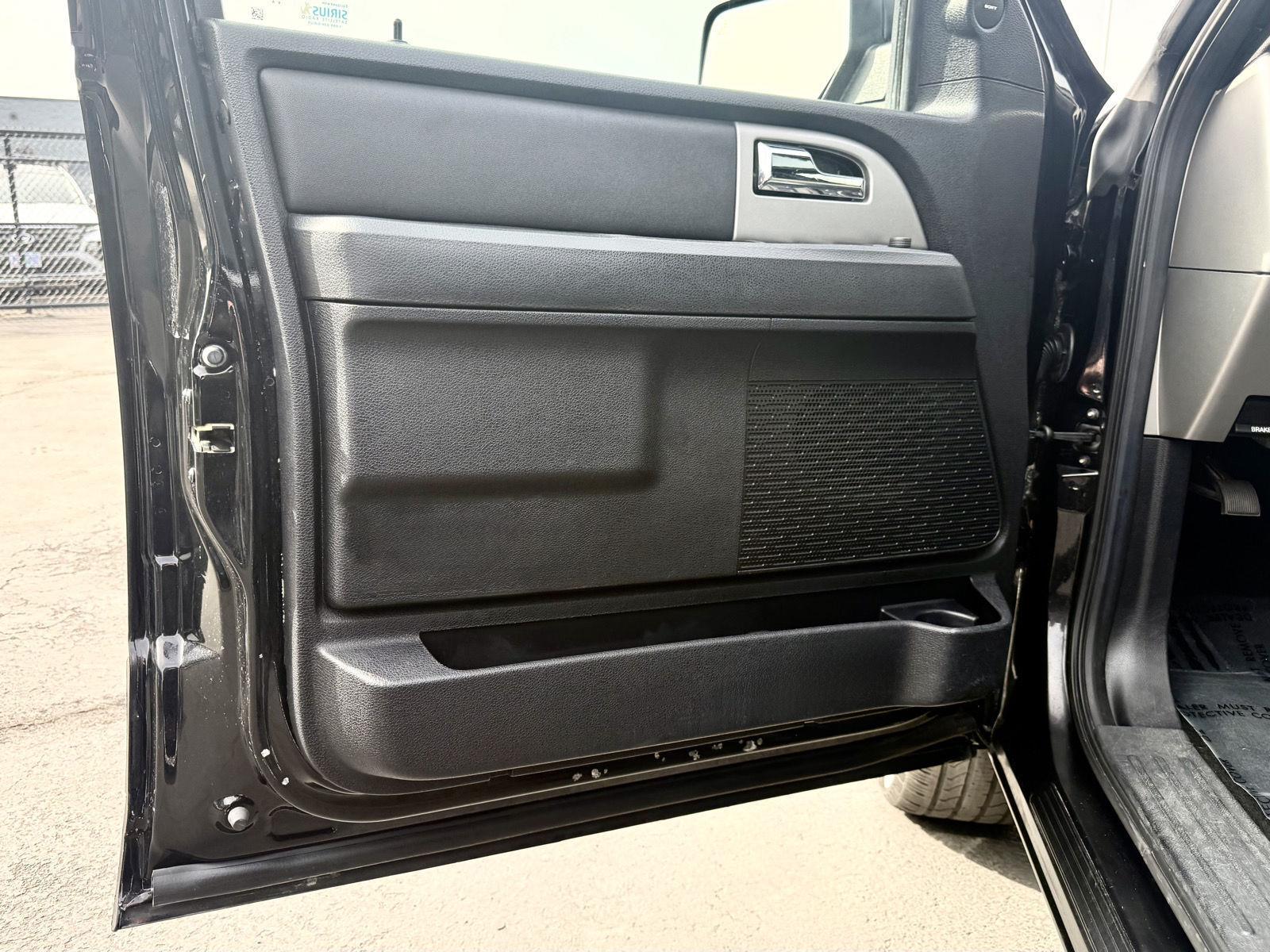 2017 Ford Expedition Limited - Photo 12