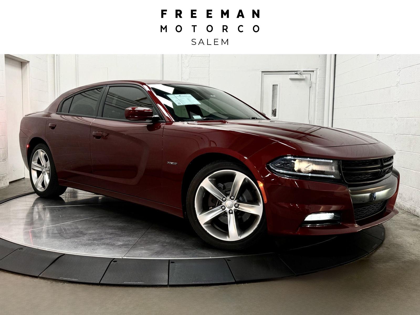 Octane Red Pearlcoat 2018 Dodge Charger Sedan Rear-Wheel Drive 8-Speed Automatic