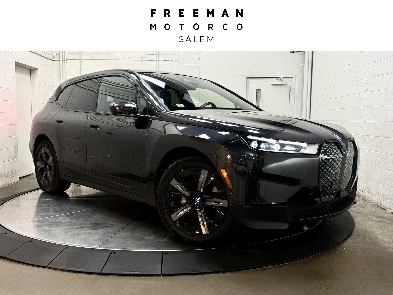 Gray (Dark Graphite Metallic) 2024 BMW iX SUV / Crossover All-Wheel Drive Automatic