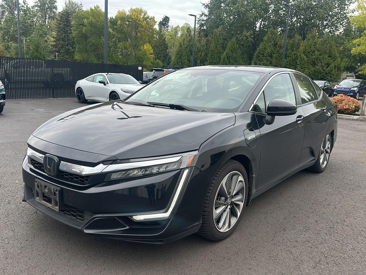 Crystal Black Pearl 2018 Honda Clarity Hybrid Plug-In Sedan Front-Wheel Drive Continuously Variable Transmission