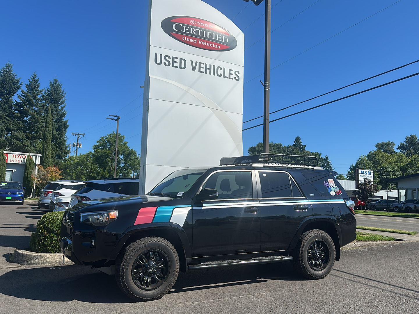Certified 2022 Toyota 4Runner SR5 Premium with VIN JTENU5JR2N6070104 for sale in Gladstone, OR