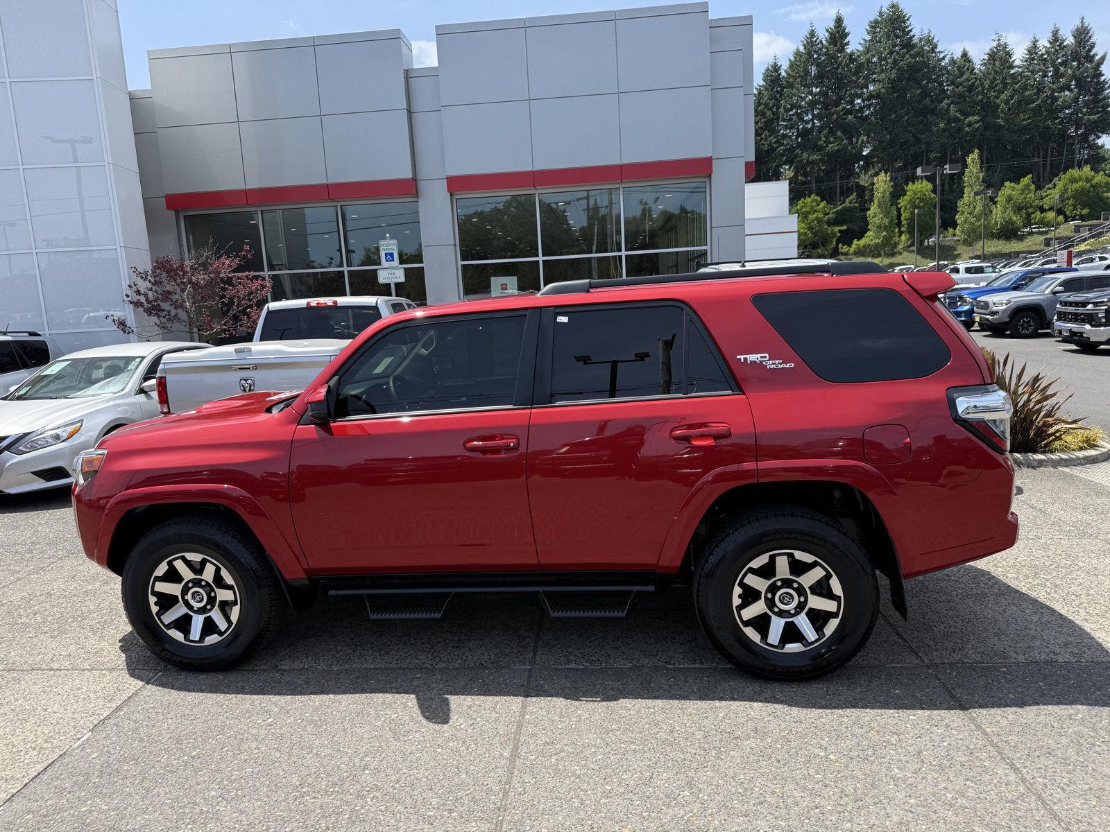 Certified 2024 Toyota 4Runner Off-Road with VIN JTEPU5JR3R6241537 for sale in Gladstone, OR