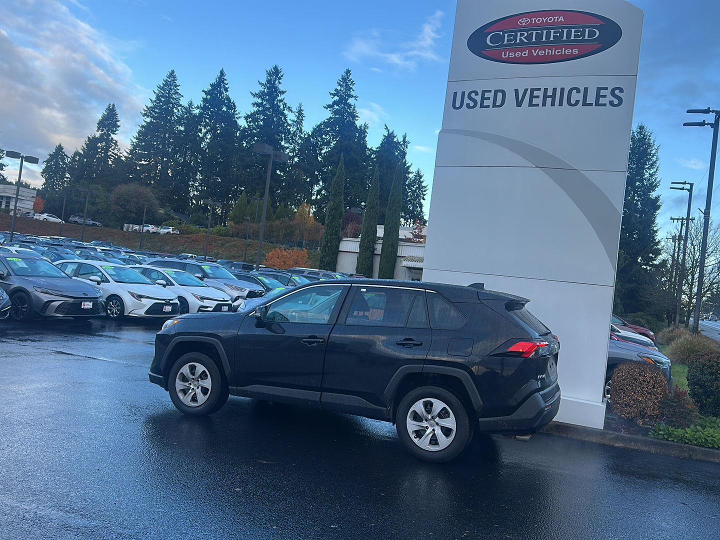 Used 2023 Toyota RAV4 SUV