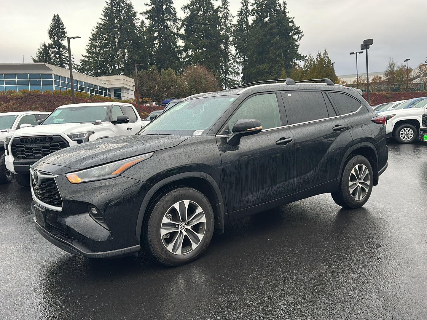 2024 Toyota Highlander XLE AWD