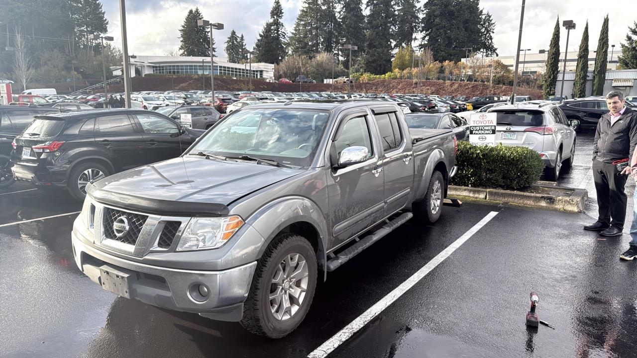 2016 Nissan Frontier SL Crew Cab 4WD