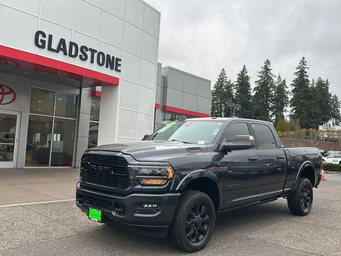 Gray (Maximum Steel Metallic Clearcoat) 2022 RAM 2500 Limited Crew Cab 4WD Pickup Truck Four-Wheel Drive 6-Speed Automatic