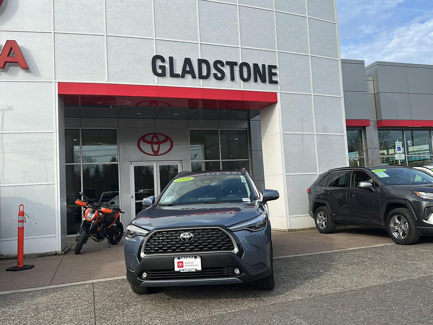 2024 Toyota Corolla Cross XLE AWD