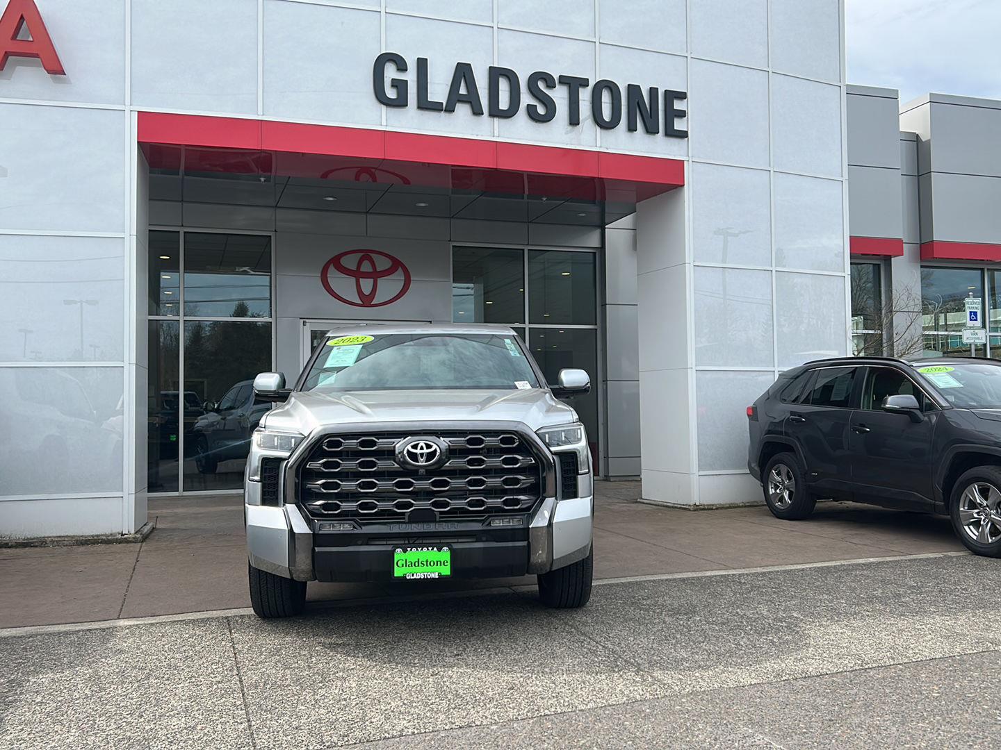 2023 Toyota Tundra Platinum CrewMax Cab 4WD