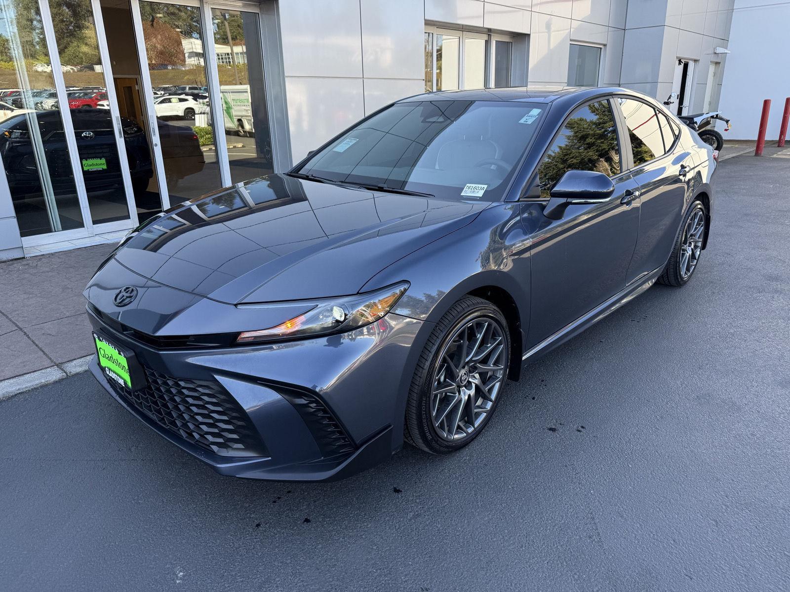 2026 Toyota Camry SE AWD