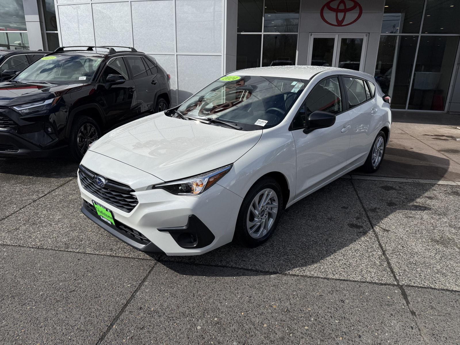 View vehicle photo 2