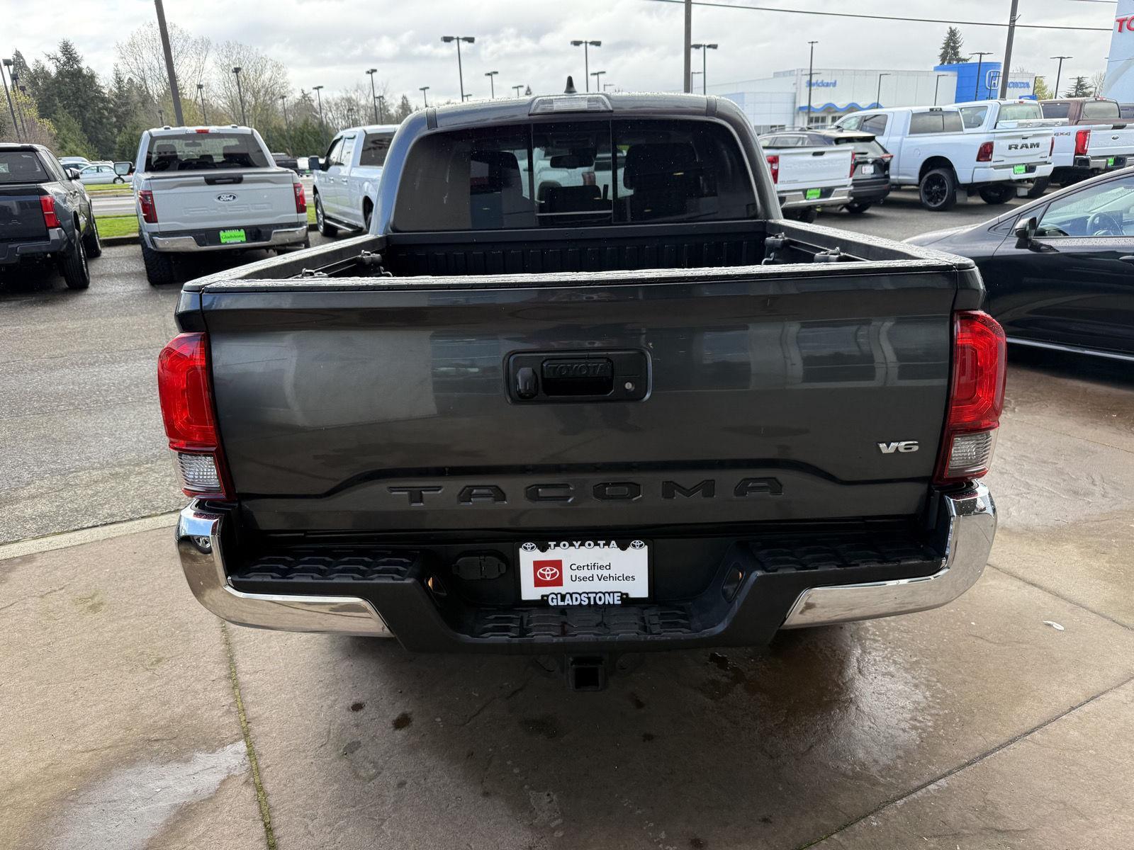 View vehicle photo 5