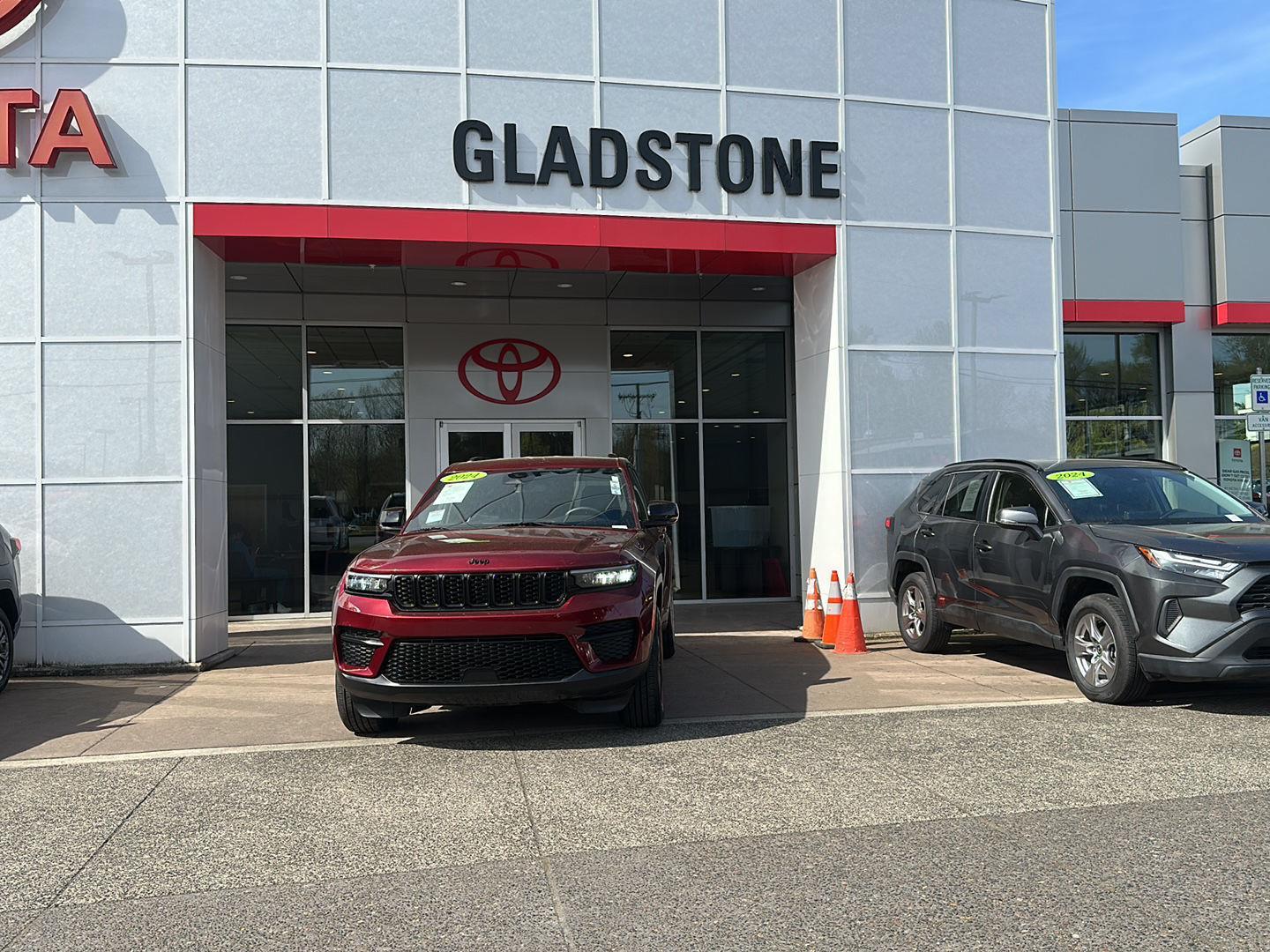 Velvet Red Pearlcoat 2024 Jeep Grand Cherokee Altitude 4WD SUV / Crossover Four-Wheel Drive 8-Speed Automatic