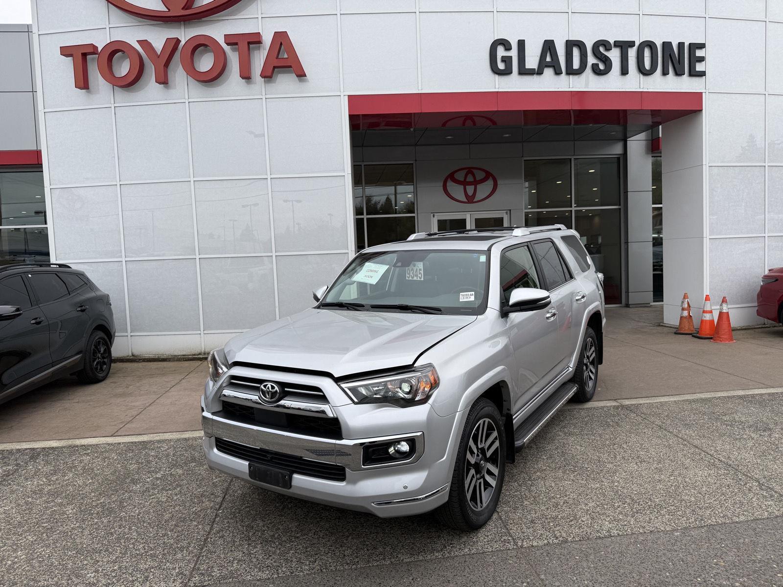 Classic Silver Metallic 2023 Toyota 4Runner Limited 4WD SUV / Crossover All-Wheel Drive Automatic