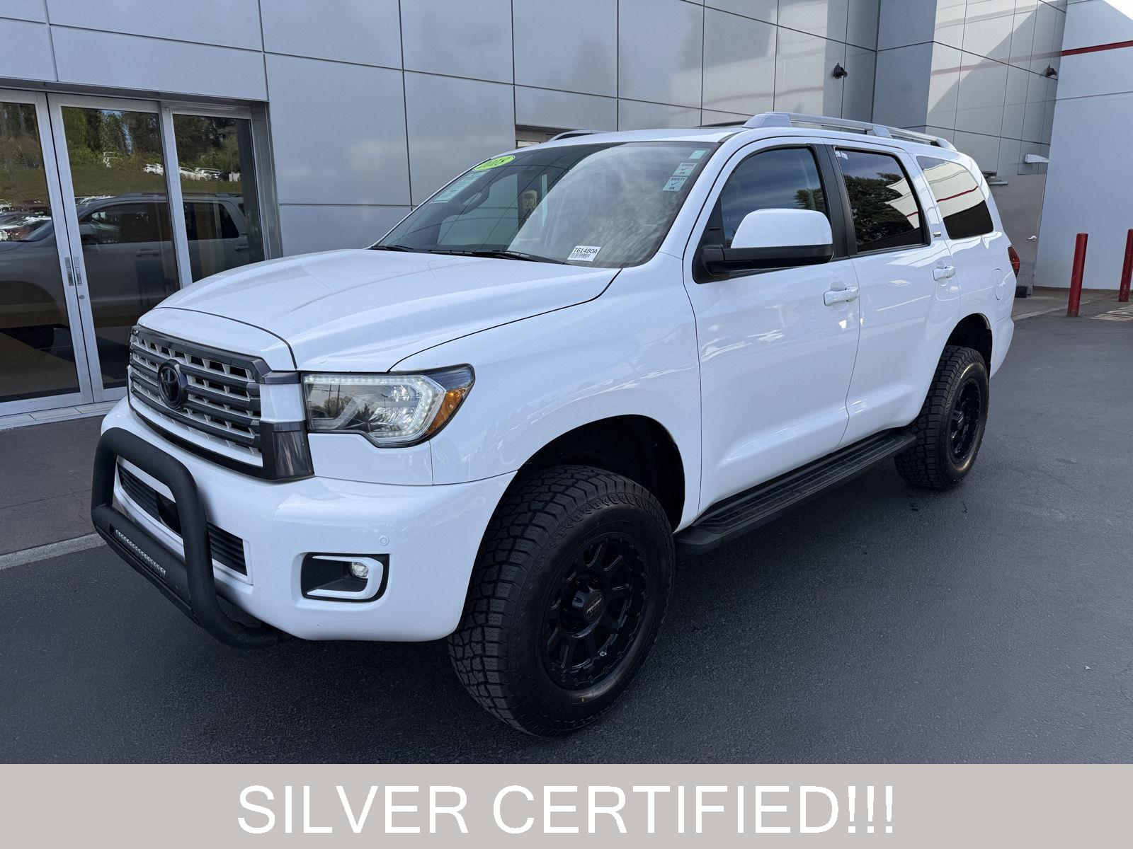 Super White 2018 Toyota Sequoia SR5 4WD SUV / Crossover Four-Wheel Drive Automatic