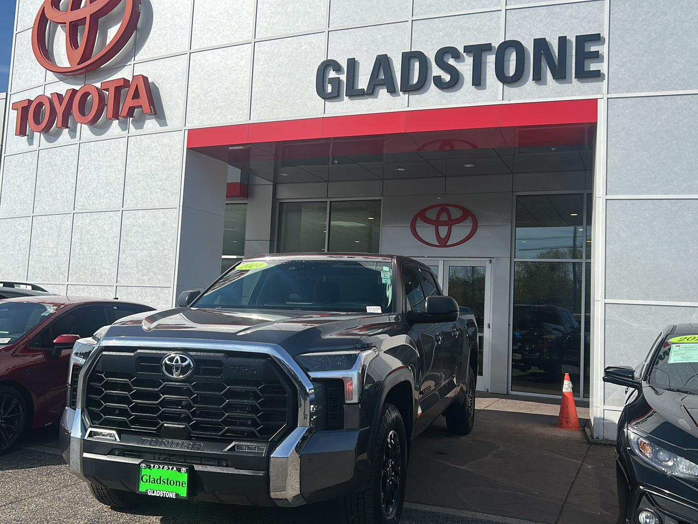 Magnetic Gray Metallic 2024 Toyota Tundra SR5 CrewMax Cab LB 4WD Pickup Truck Four-Wheel Drive Automatic
