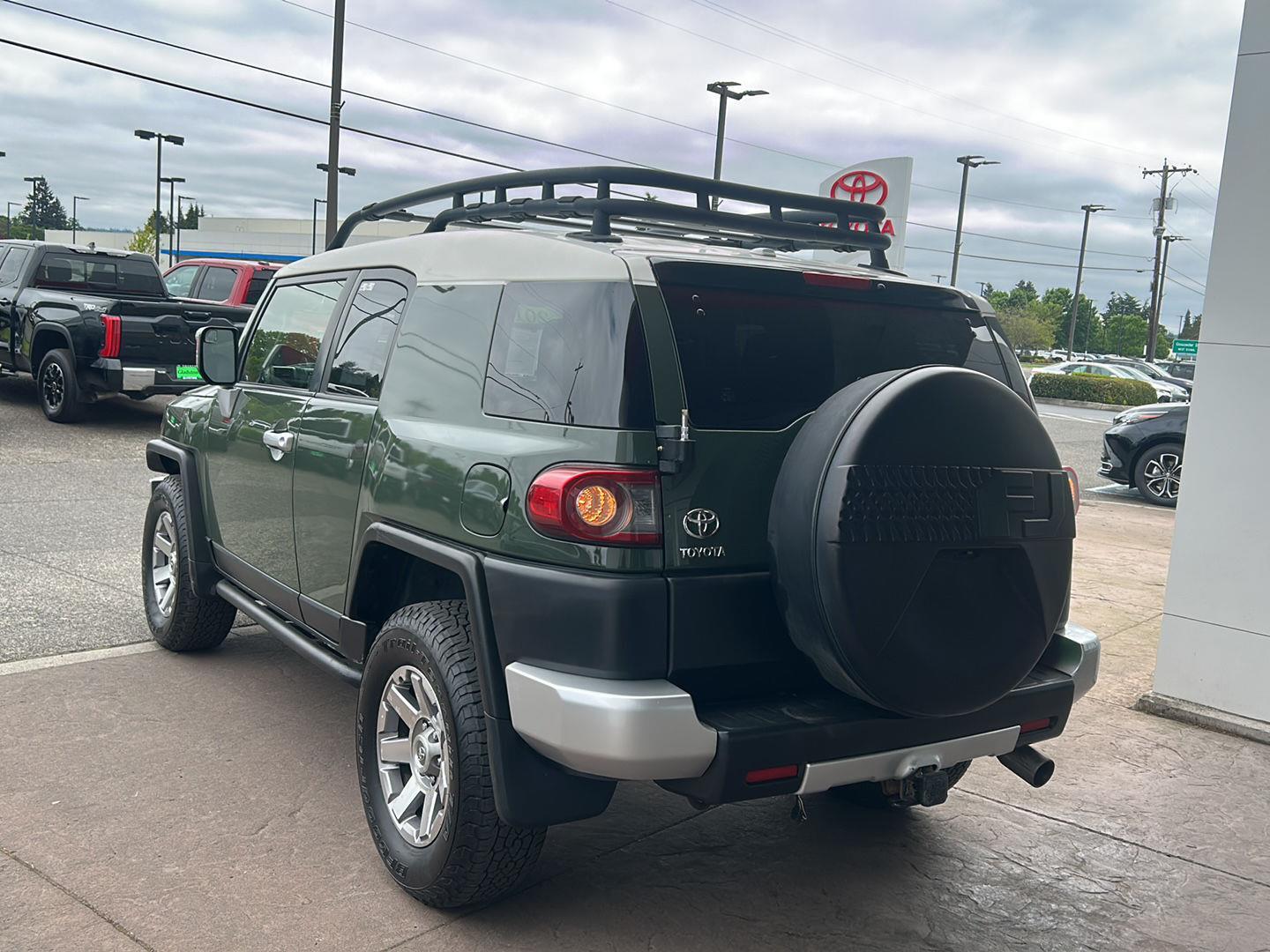 View vehicle photo 4