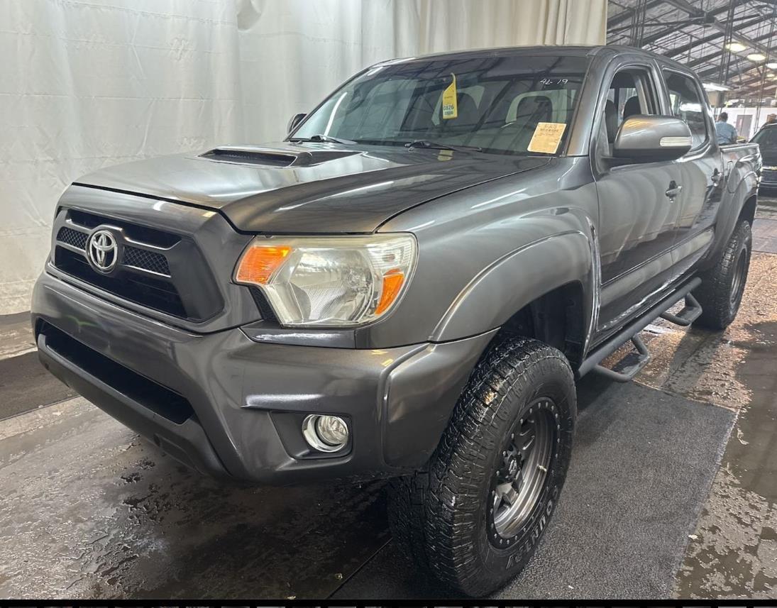 Magnetic Gray Metallic 2014 Toyota Tacoma PreRunner Double Cab V6 SB Pickup Truck 4X2 Automatic