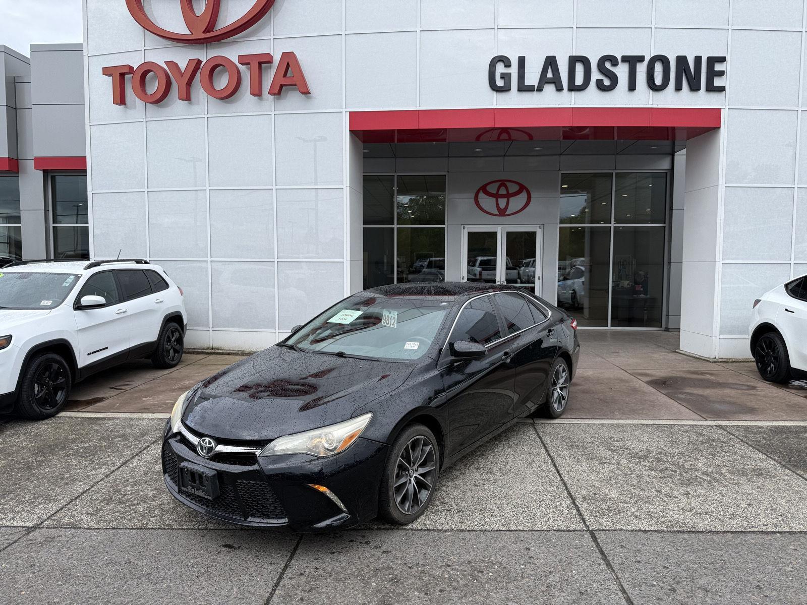 Midnight Black Metallic 2017 Toyota Camry XSE Sedan Front-Wheel Drive Automatic