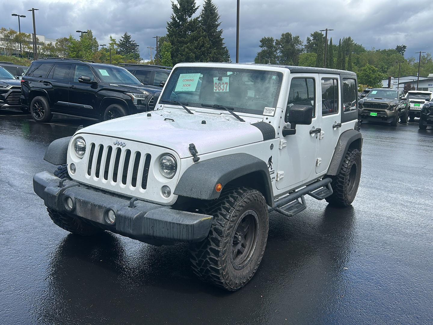 Bright White Clearcoat 2015 Jeep Wrangler Unlimited Sport 4WD SUV / Crossover Four-Wheel Drive 5-Speed Automatic