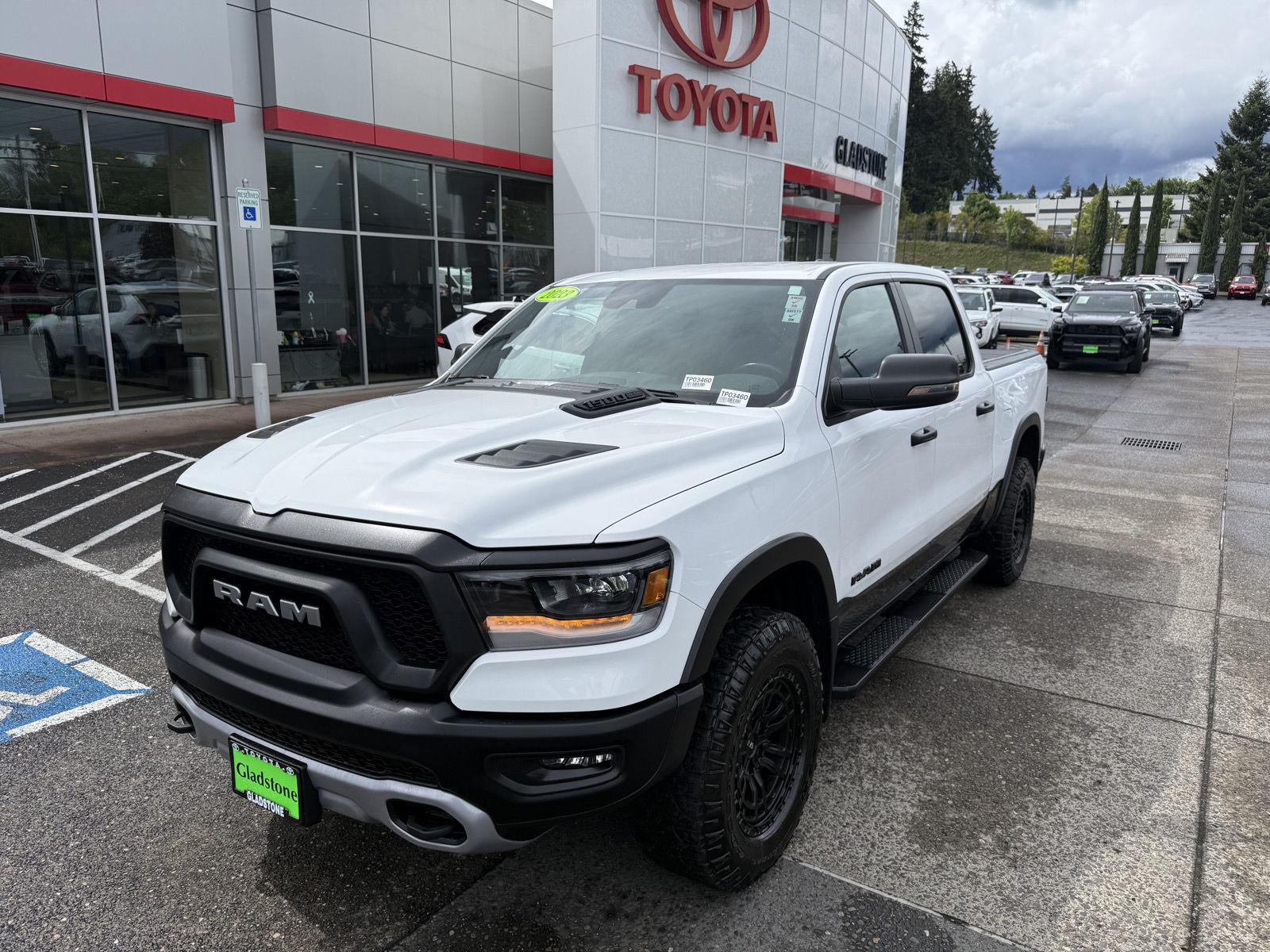 Bright White 2023 RAM 1500 Pickup Truck Four-Wheel Drive 8-Speed Automatic