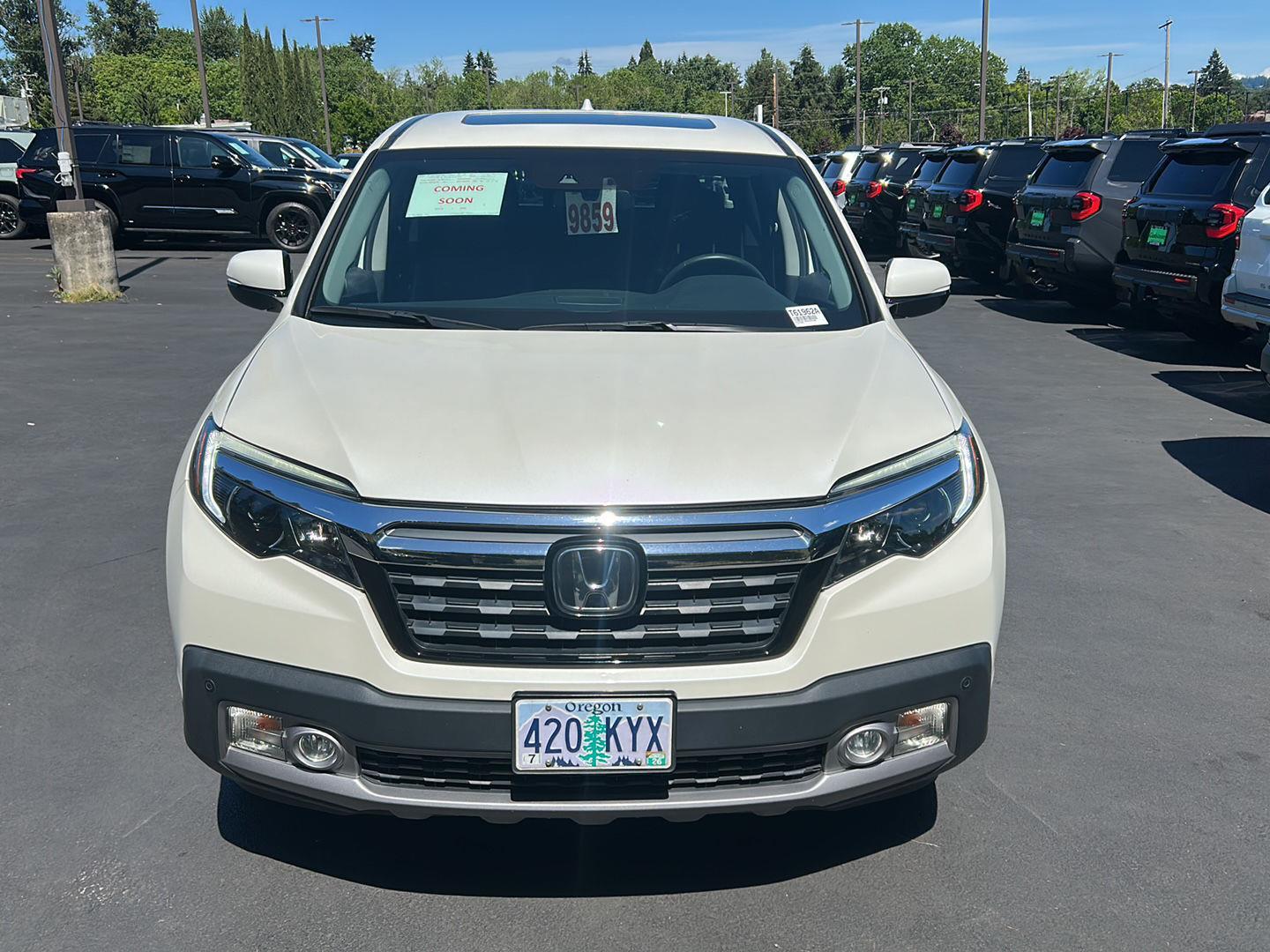 White Diamond Pearl 2019 Honda Ridgeline RTL-E AWD Pickup Truck All-Wheel Drive Automatic