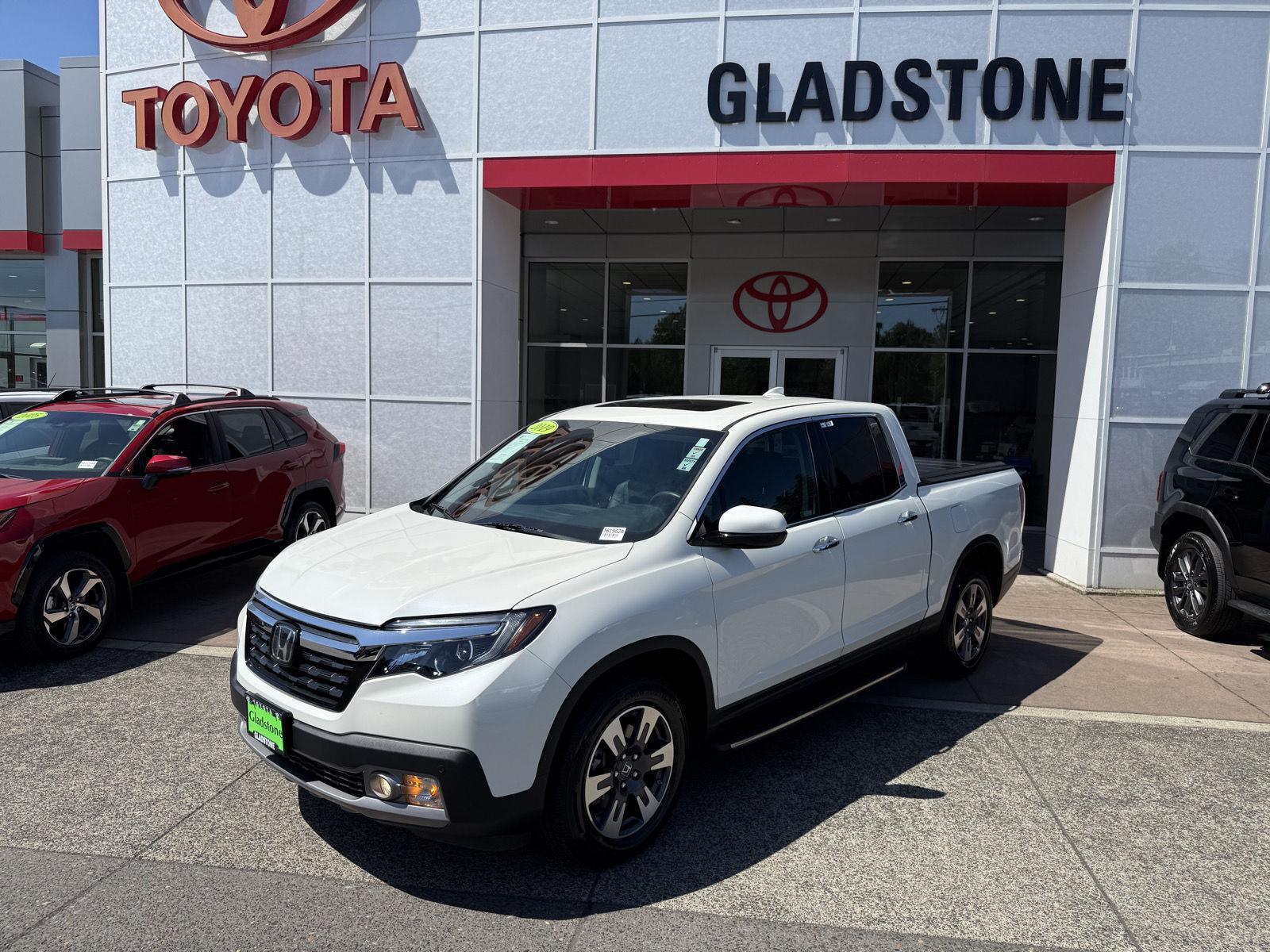 White Diamond Pearl 2019 Honda Ridgeline RTL-E AWD Pickup Truck All-Wheel Drive Automatic