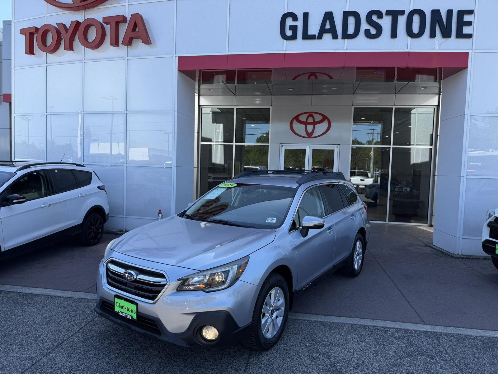 Ice Silver Metallic 2019 Subaru Outback 2.5i Premium AWD Wagon All-Wheel Drive Continuously Variable Transmission