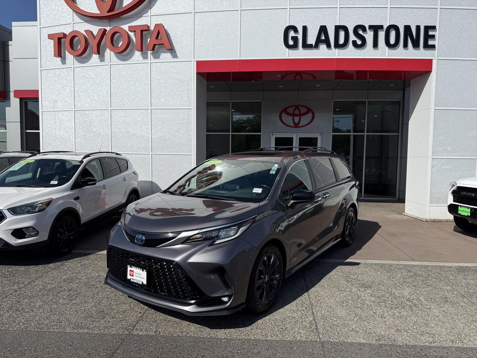 2021 Toyota Sienna XSE 7-Passenger FWD