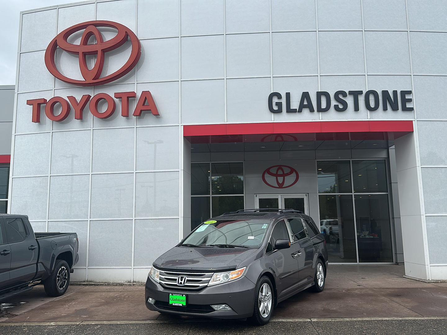 2012 Honda Odyssey Touring Elite FWD