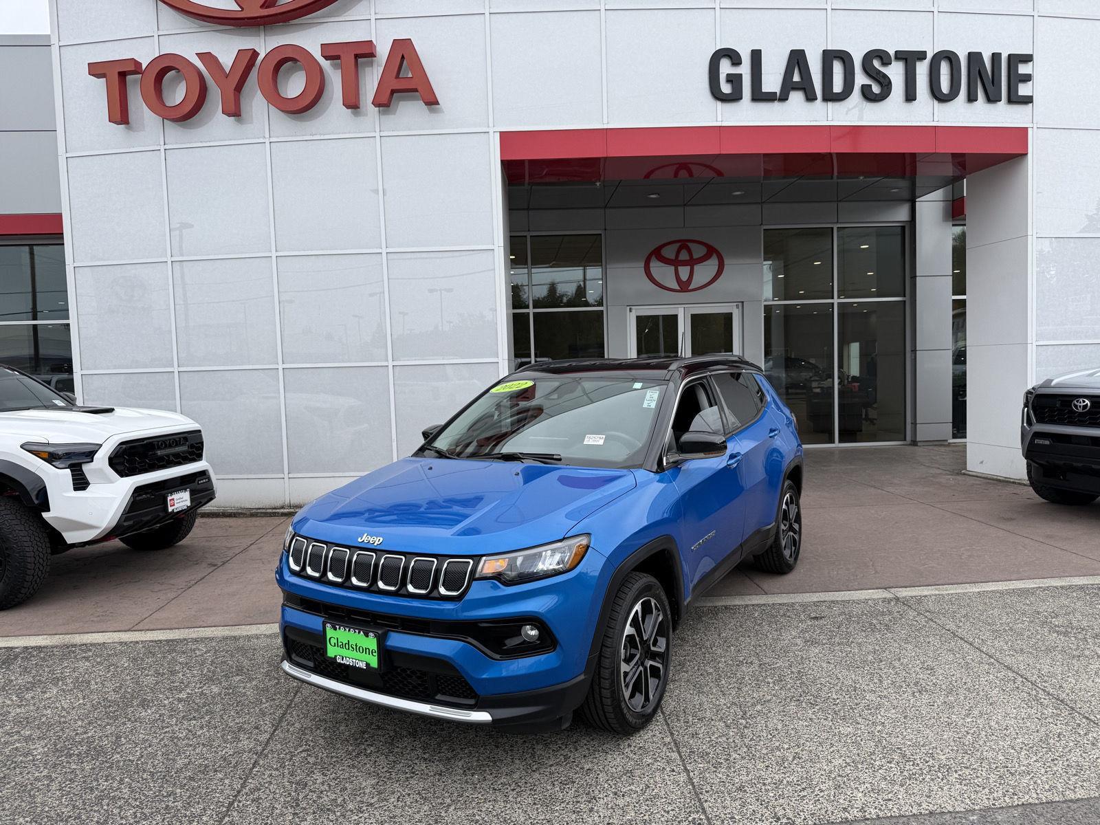 Laser Blue Pearlcoat 2022 Jeep Compass SUV / Crossover Four-Wheel Drive 9-Speed Automatic