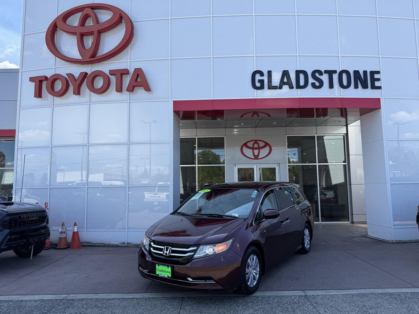 Dark Cherry Pearl 2015 Honda Odyssey Minivan Front-Wheel Drive Automatic