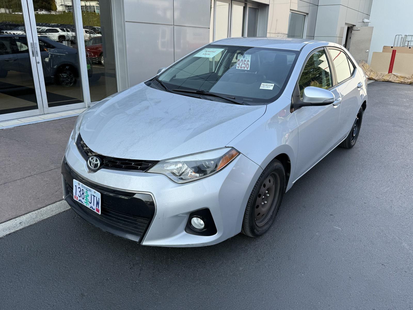 Classic Silver Metallic 2015 Toyota Corolla Sedan Front-Wheel Drive Continuously Variable Transmission