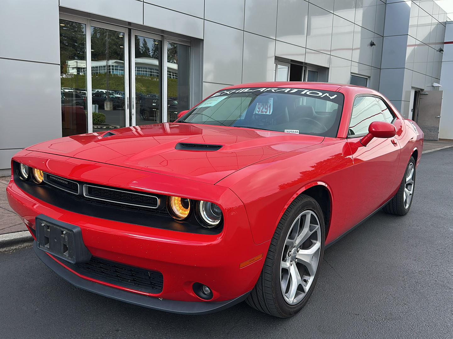 Torred Clearcoat 2016 Dodge Challenger Coupe Rear-Wheel Drive 8-Speed Automatic