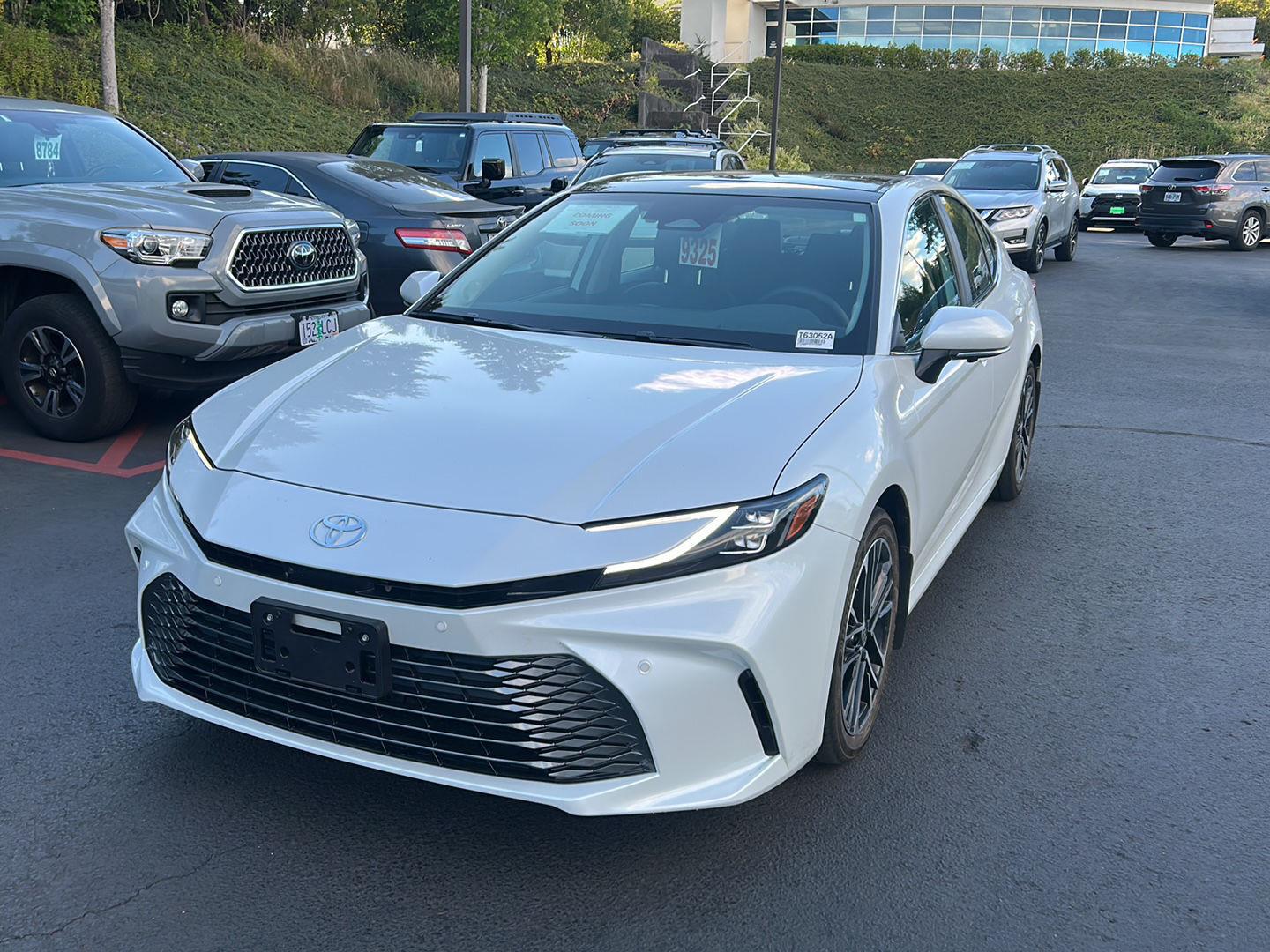 White (Wind Chill Pearl) 2025 Toyota Camry Sedan All-Wheel Drive Continuously Variable Transmission
