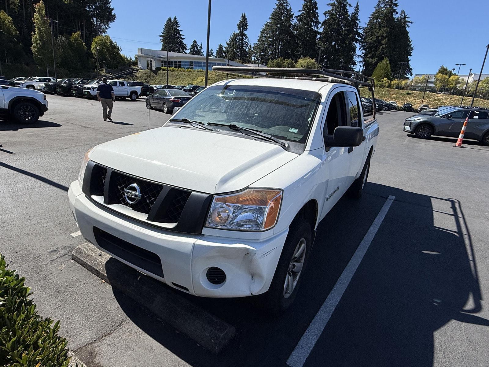 Glacier White 2015 Nissan Titan Pickup Truck Four-Wheel Drive Automatic