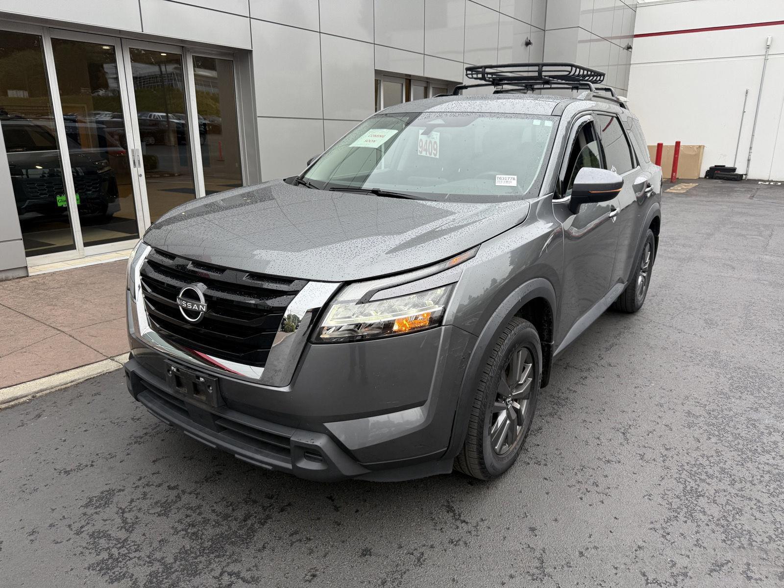 Gray (Gun Metallic) 2022 Nissan Pathfinder SUV / Crossover All-Wheel Drive Automatic