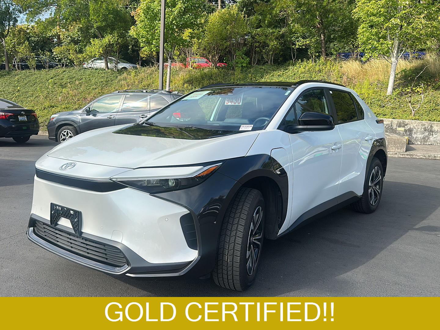 White (Wind Chill Pearl) 2024 Toyota bZ4X SUV / Crossover All-Wheel Drive Automatic