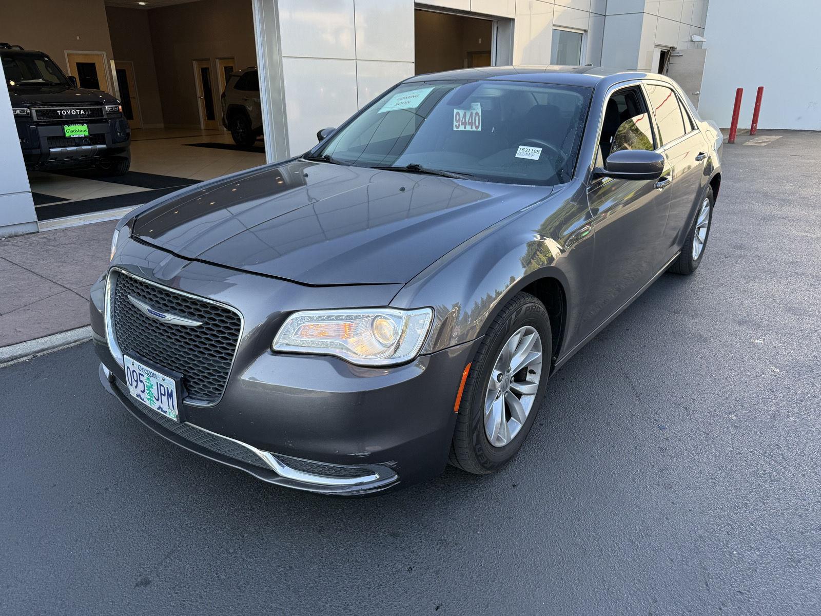 2019 Chrysler 300 Touring RWD