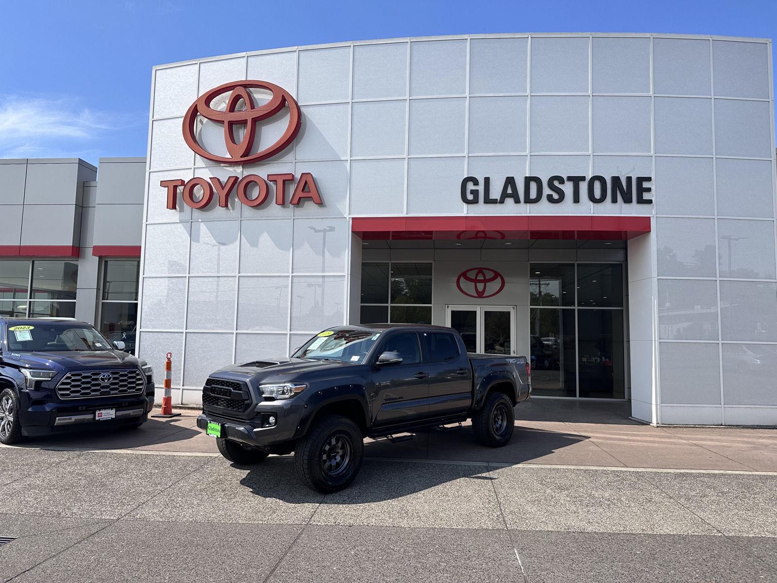 Magnetic Gray Metallic 2019 Toyota Tacoma Pickup Truck Four-Wheel Drive Automatic