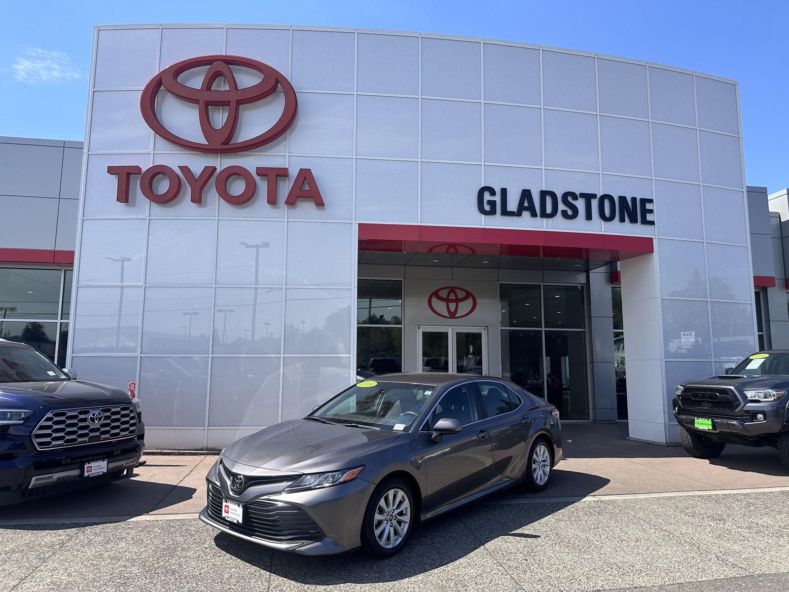  2019 Toyota Camry LE FWD   